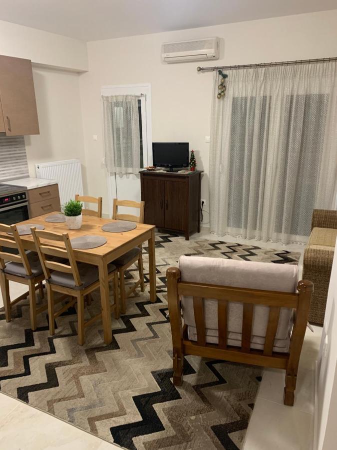 Renovated Apartment In The Center Of Larisa Exterior photo